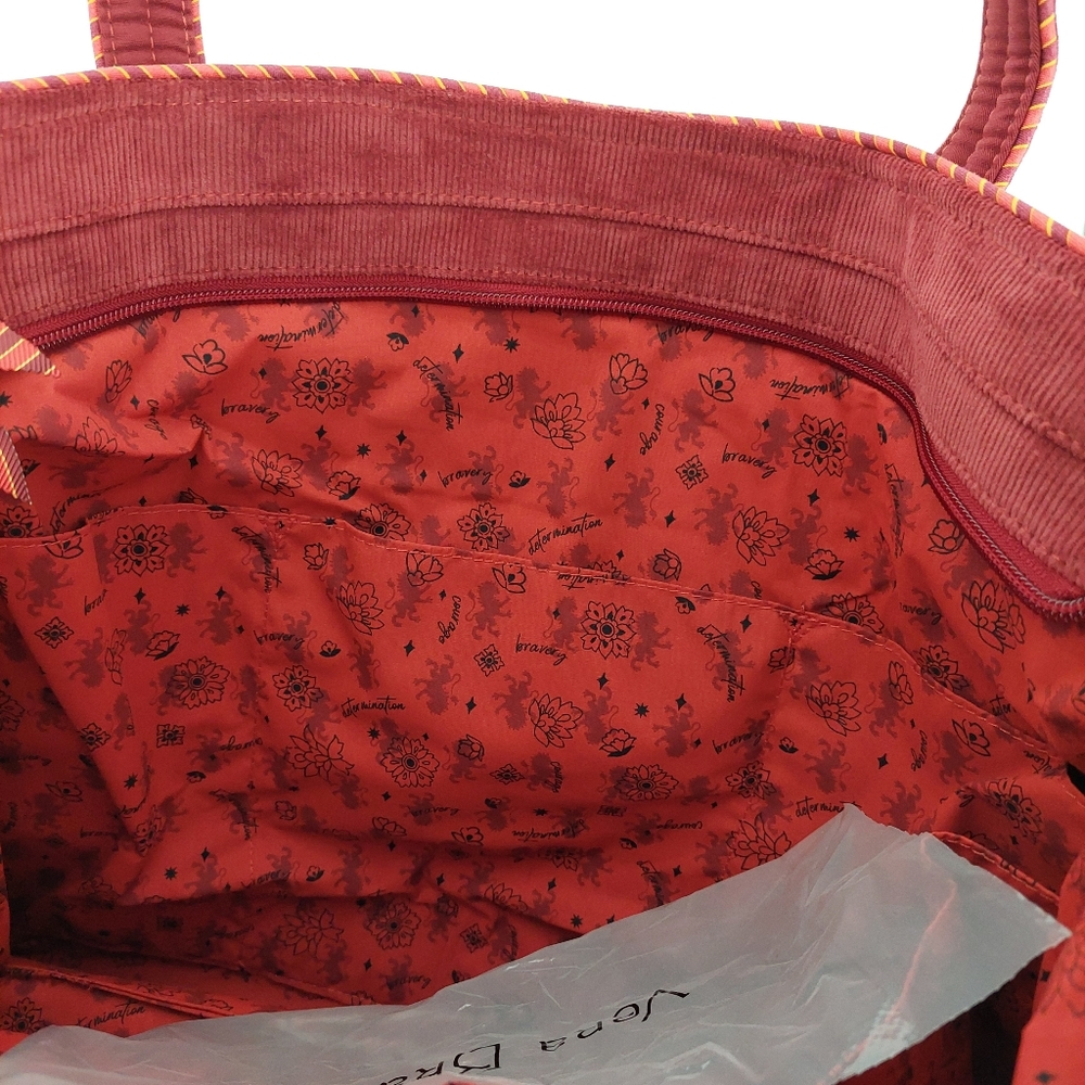 Vera Bradley Harry Potter Gryffindor Large Corduroy Tote - Picture 9 of 15